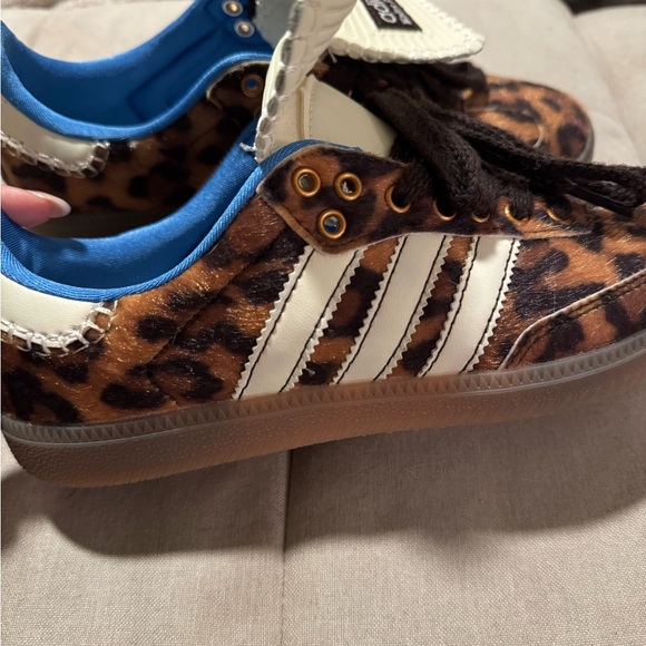 Adidas Leopard Print Shoes - Picture 2 of 5